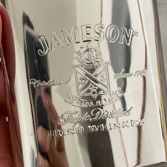 Jameson Irish Whiskey Hip Flask Stainless Steel 3 fl oz Hinged Screw Top Closure - Picture 3 of 6
